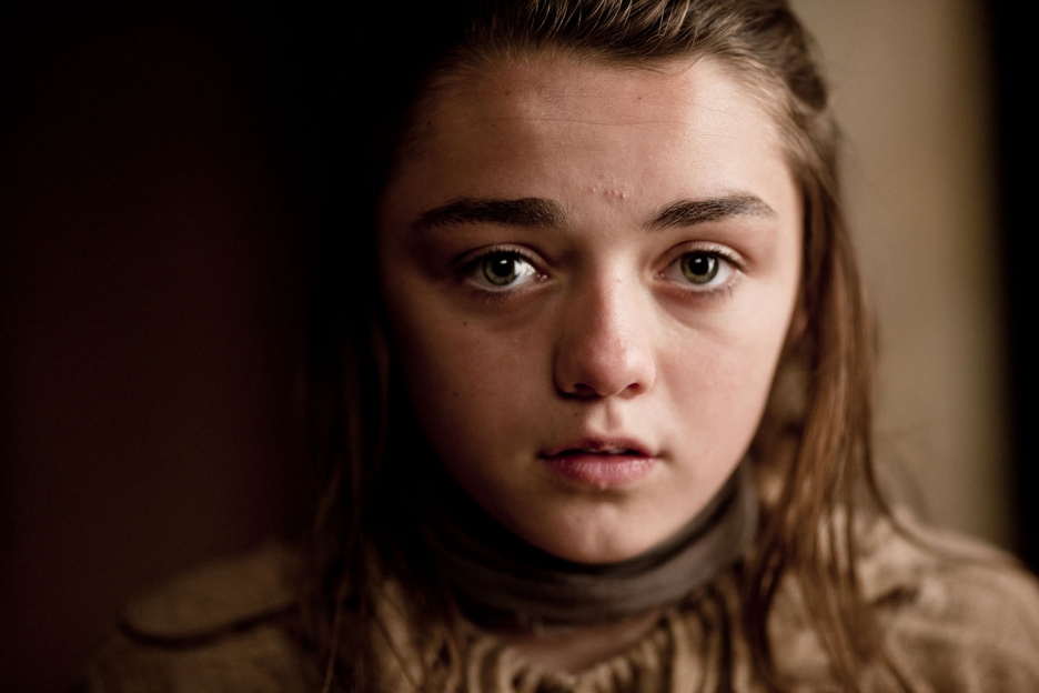 maisie williams在《权力的游戏》中饰演arya stark