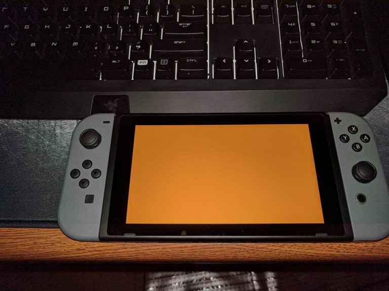Switch已出现蓝屏变砖 不过黄屏还是可以修复